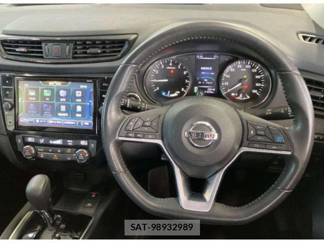 Nissan X-TRAIL 2018-06 8691401-2