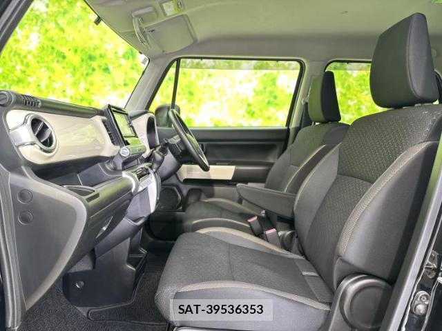 Suzuki X BEE 2018-03 8690888-4