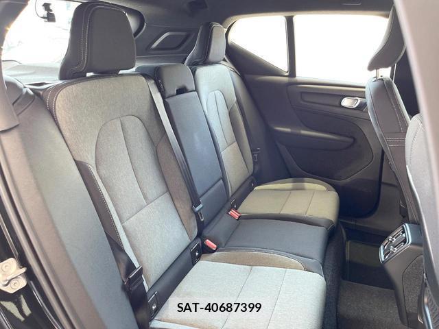 Volvo XC40 2021-12 8690340-12