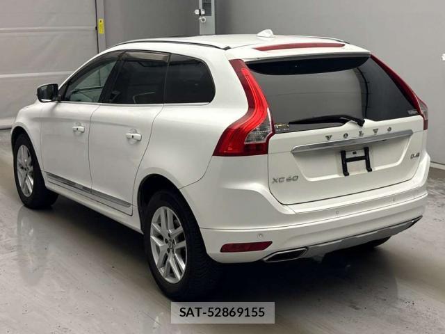 Volvo XC60 2017-06 8691557-1