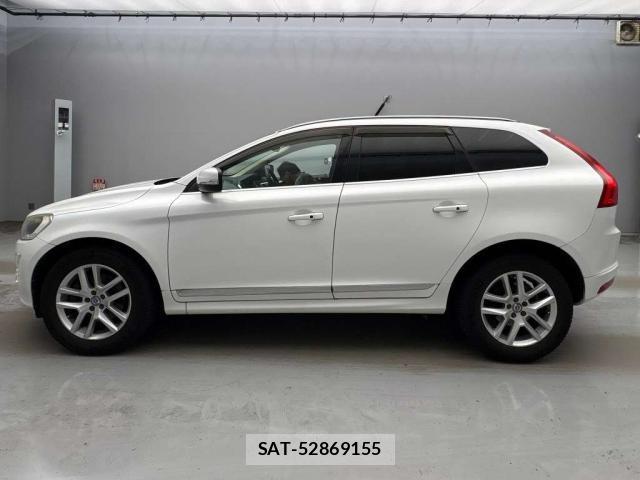Volvo XC60 2017-06 8691557-4