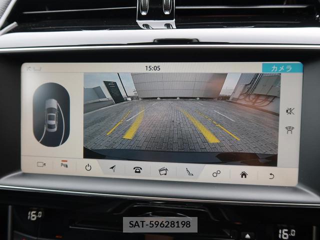 Jaguar XE 2018-03 8690770-4