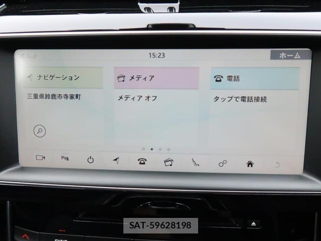Jaguar XE 2018-03 8690770-5