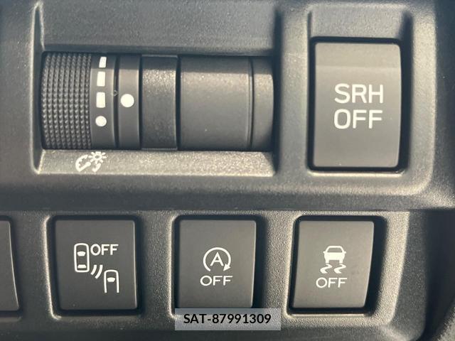 Subaru XV 2018-09 8690736-3