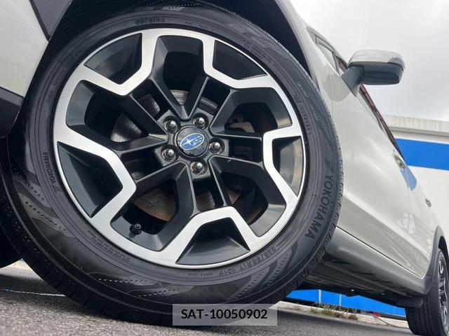 Subaru XV 2016-09 8690787-13