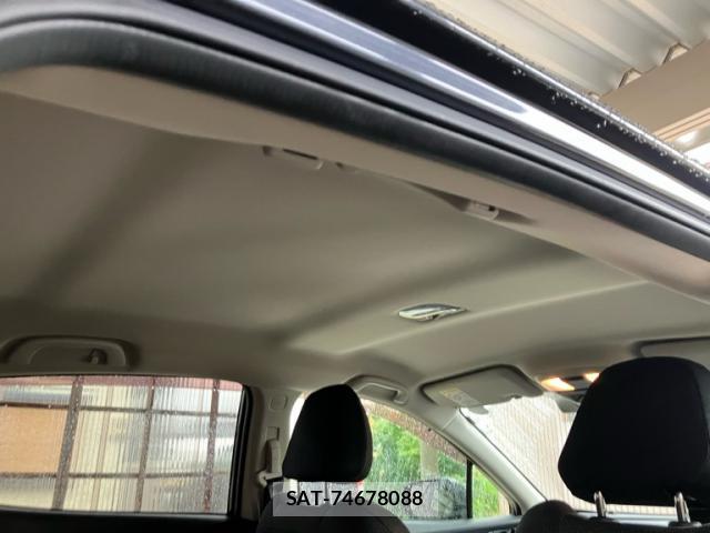 Subaru XV 2018-04 8690805-10