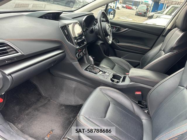 Subaru XV 2018-02 8691045-11