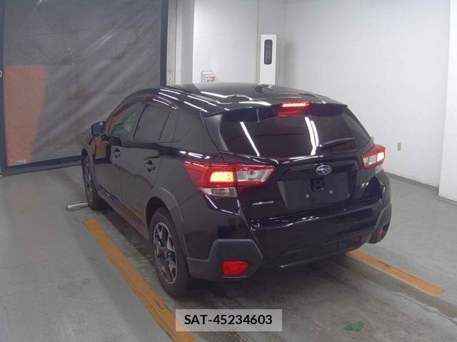Subaru XV 2018-06 8691454-1