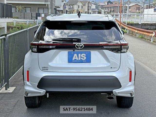 Toyota YARIS CROSS 2024-11 8690537-10