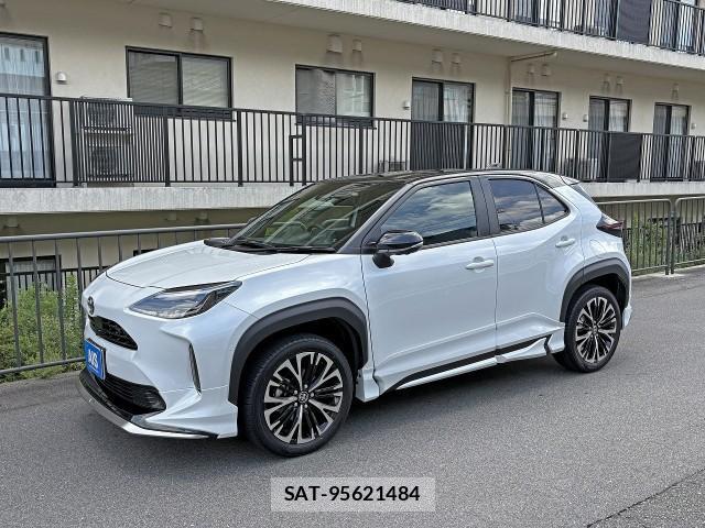 Toyota YARIS CROSS 2024-11 8690537-11
