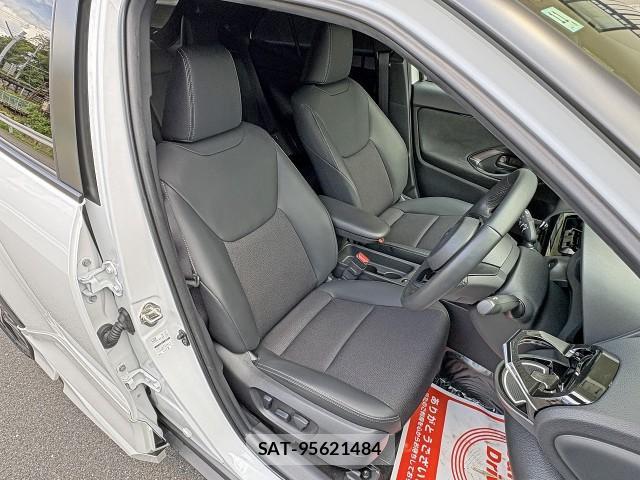 Toyota YARIS CROSS 2024-11 8690537-5