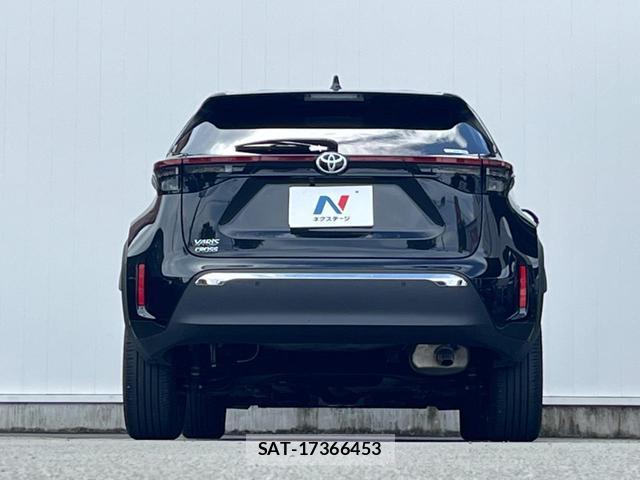 Toyota YARIS CROSS 2024-12 8690684-15