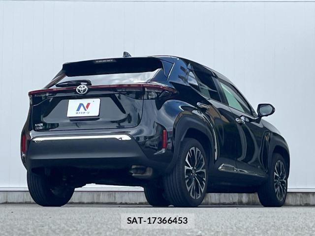 Toyota YARIS CROSS 2024-12 8690684-17