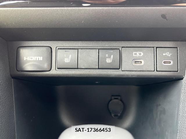 Toyota YARIS CROSS 2024-12 8690684-5