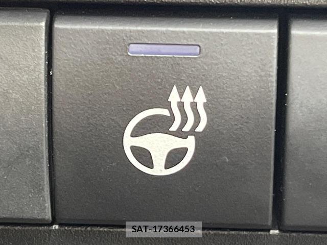 Toyota YARIS CROSS 2024-12 8690684-6
