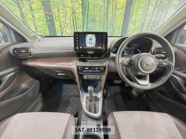 Toyota YARIS CROSS 2021-12 8690704-1