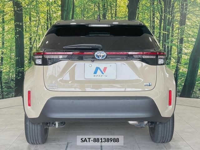 Toyota YARIS CROSS 2021-12 8690704-14