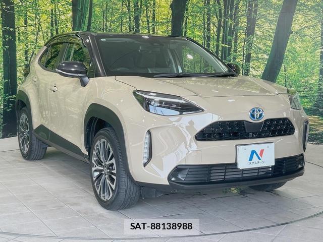 Toyota YARIS CROSS 2021-12 8690704-15