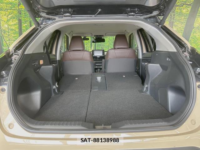 Toyota YARIS CROSS 2021-12 8690704-9