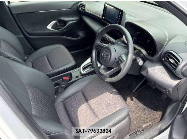 Toyota YARIS CROSS 2022-09 8690766-3