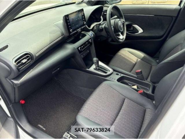 Toyota YARIS CROSS 2022-09 8690766-5