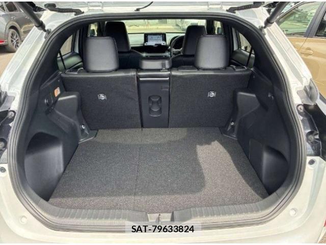 Toyota YARIS CROSS 2022-09 8690766-8