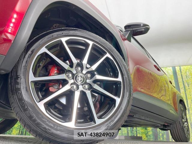 Toyota YARIS CROSS 2024-10 8690842-12
