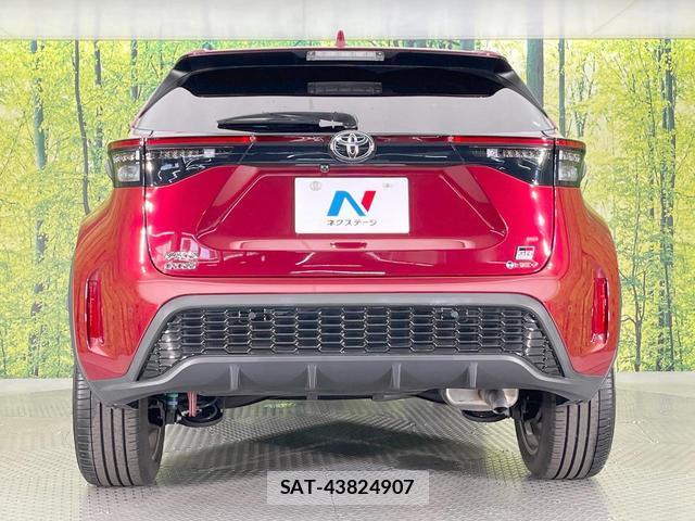 Toyota YARIS CROSS 2024-10 8690842-14