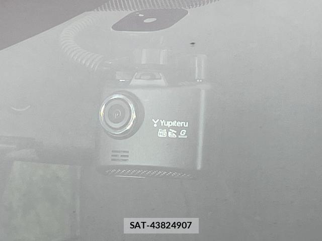 Toyota YARIS CROSS 2024-10 8690842-6