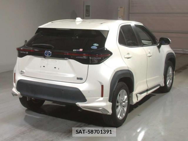 Toyota YARIS CROSS 2021-03 8690921-1