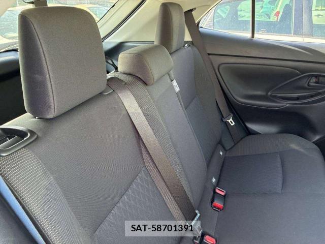 Toyota YARIS CROSS 2021-03 8690921-4