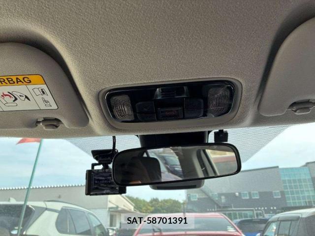 Toyota YARIS CROSS 2021-03 8690921-5