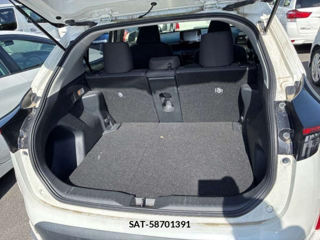 Toyota YARIS CROSS 2021-03 8690921-8