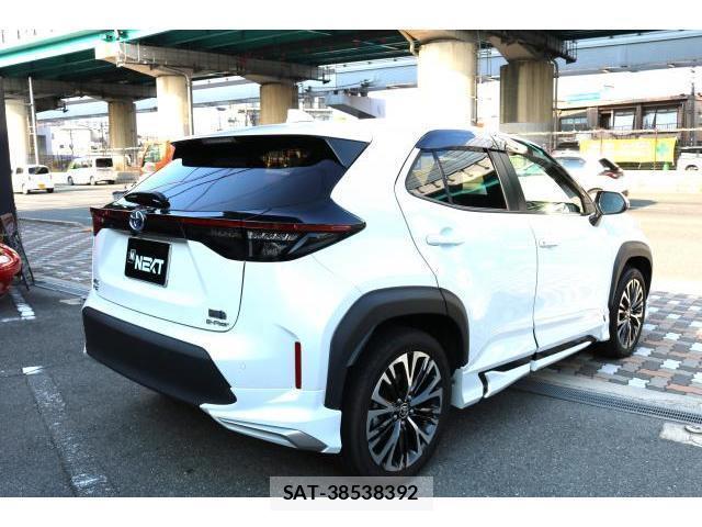 Toyota YARIS CROSS 2023-12 8691130-1