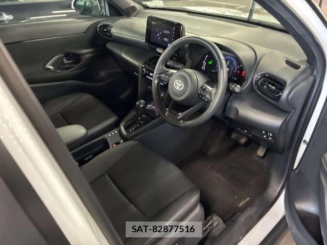 Toyota YARIS CROSS 2024-02 8691516-12