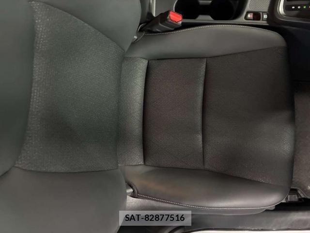 Toyota YARIS CROSS 2024-02 8691516-13