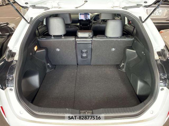 Toyota YARIS CROSS 2024-02 8691516-3