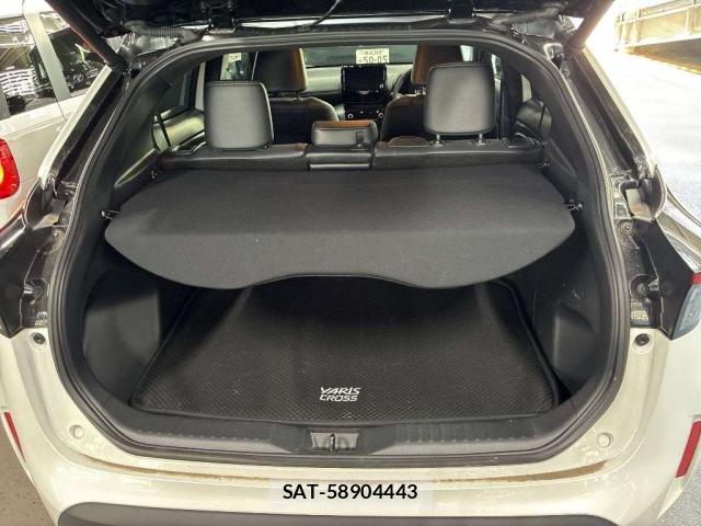 Toyota YARIS CROSS 2025-07 8691524-5
