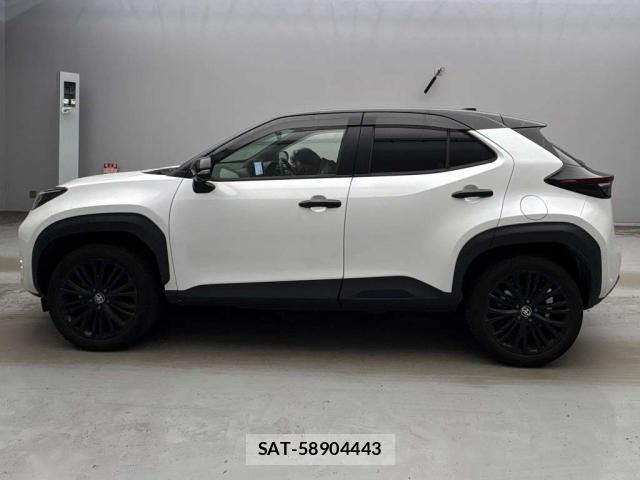 Toyota YARIS CROSS 2025-07 8691524-9