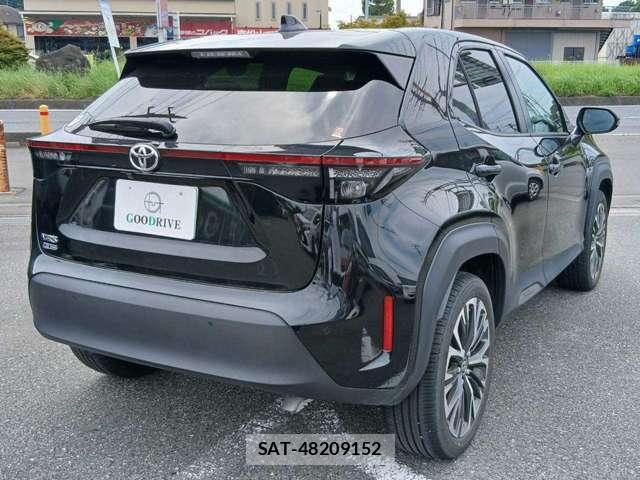 Toyota YARIS CROSS 2023-03 8691700-1