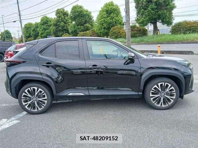 Toyota YARIS CROSS 2023-03 8691700-2