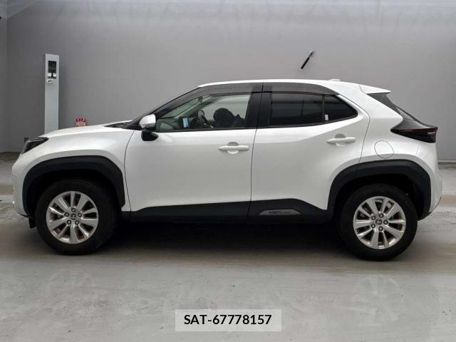 Toyota YARIS CROSS 2024-03 8691736-4