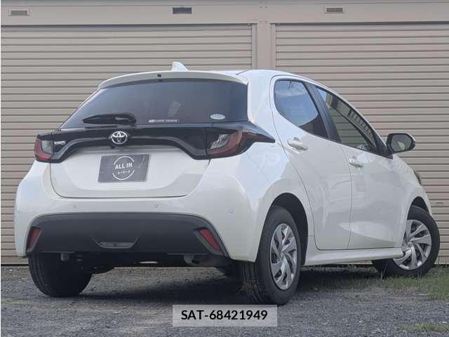 Toyota YARIS 2020-09 8690515-1