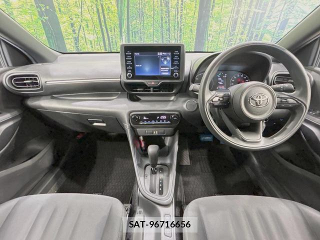 Toyota YARIS 2021-07 8690703-1