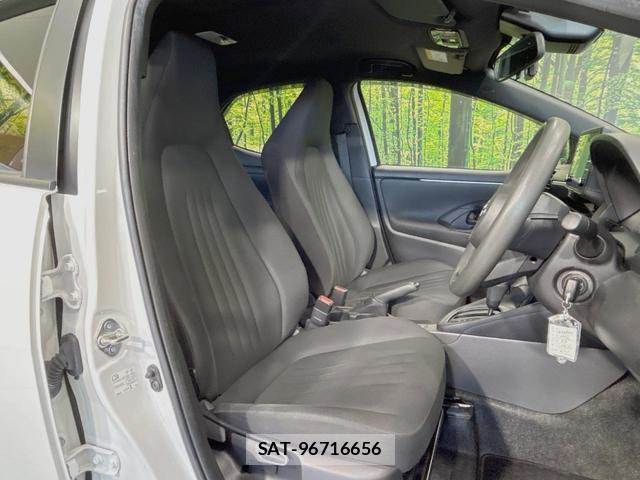 Toyota YARIS 2021-07 8690703-7