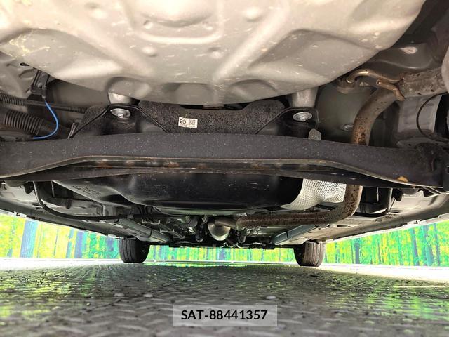 Toyota YARIS 2024-07 8690815-18