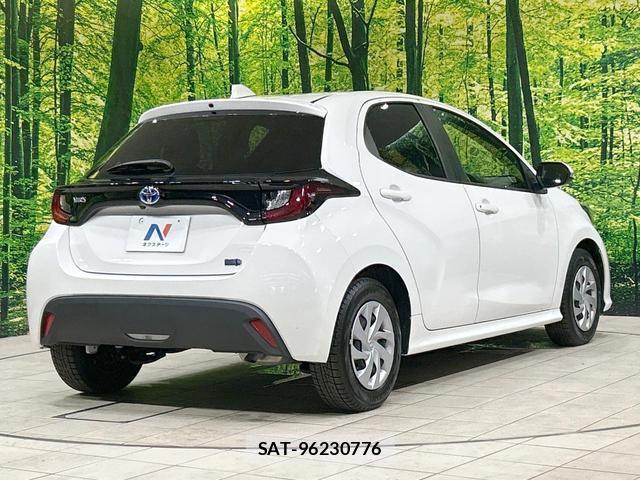 Toyota YARIS 2023-07 8690915-16