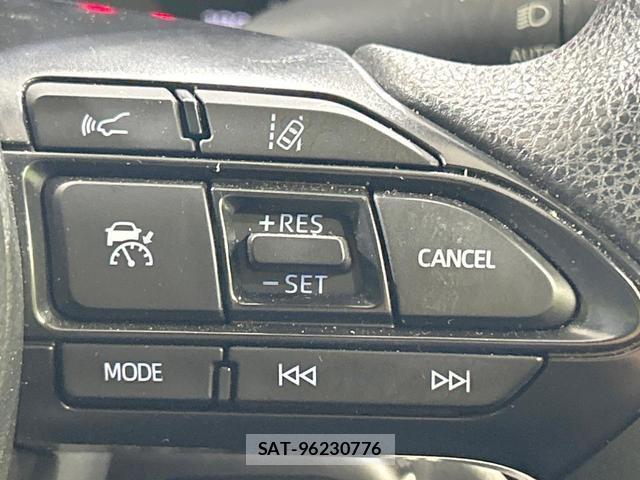 Toyota YARIS 2023-07 8690915-4