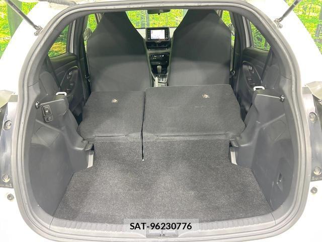 Toyota YARIS 2023-07 8690915-9