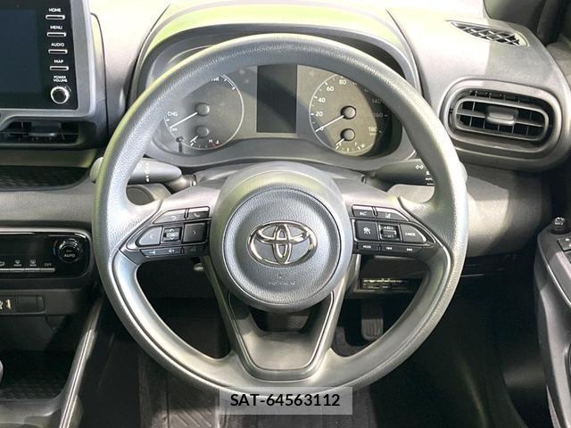 Toyota YARIS 2021-07 8691042-10